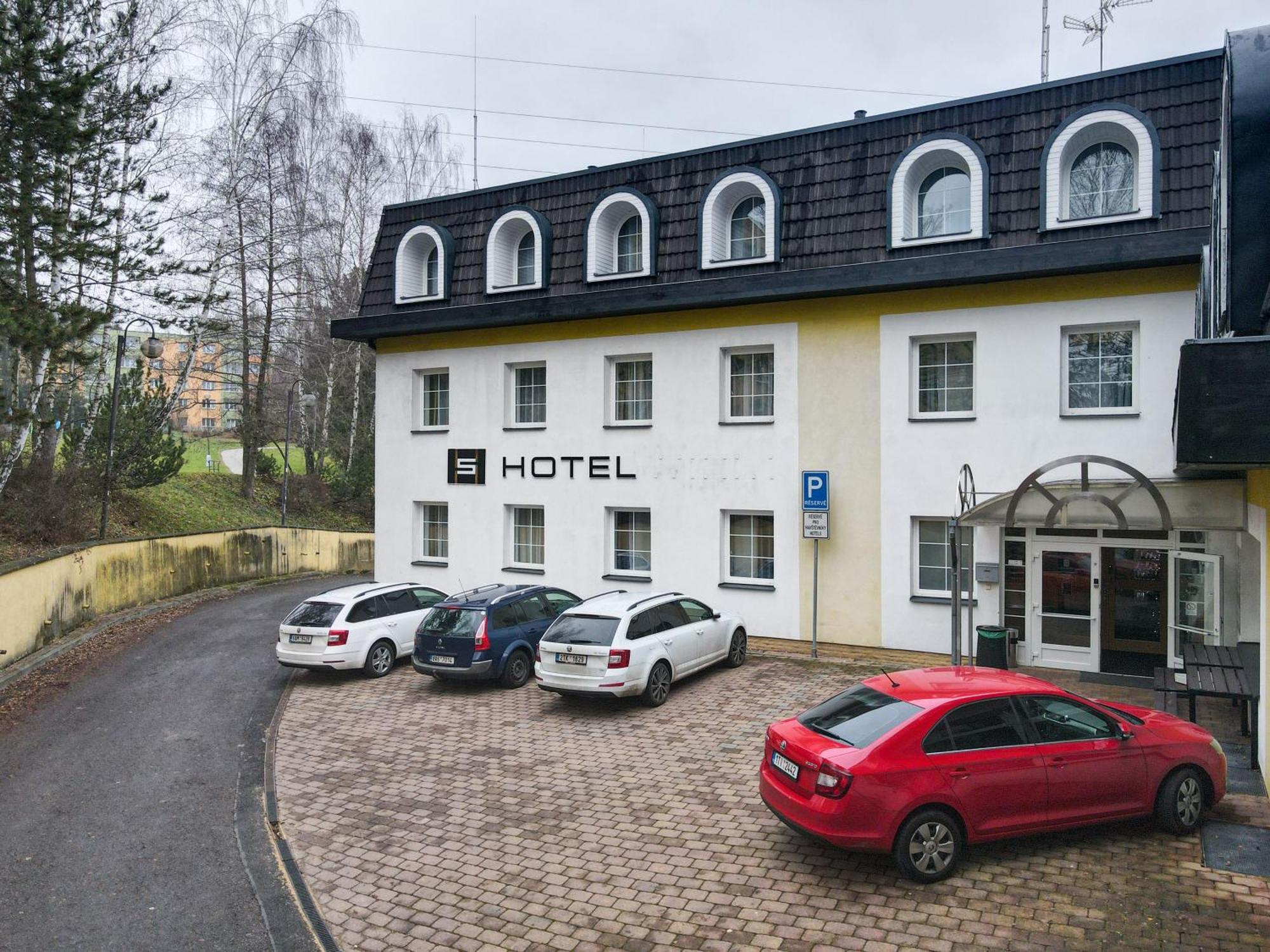 Hotel Garni 3*